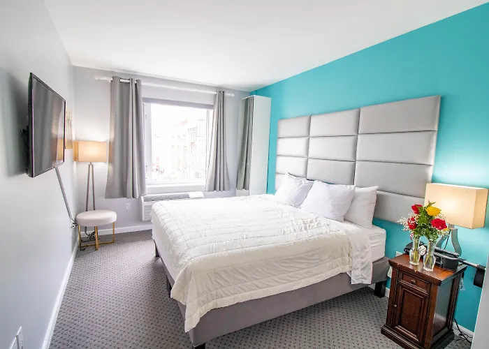 Canal Loft Hotel